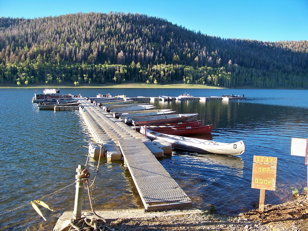 Navajo Lake Lodge